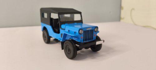 streetcandy-3d-printed-india-automobile-collectable-Tiny-Jeep-Held-in-Hand