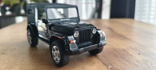 StreetCandy-3D-Printed-Indian-Automobile-Collectable-Mahendra-Thar-