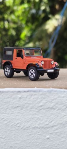 streetcandy-3d-printed-indian-automobile-collectable- -Mahendra-Jeep-Collection