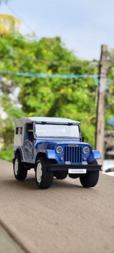 StreetCandy-3D-Printed-Indian-Automobile-Collectable-Mahendra-Jeep-Blue-Beacon