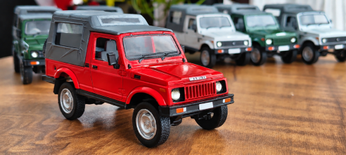 streetcandy red maruti gypsy enhanced